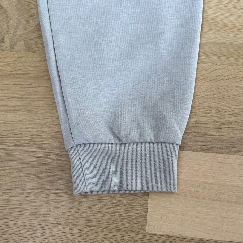 Old Navy Women’s High-Rise Joggers - Picture 6 of 9